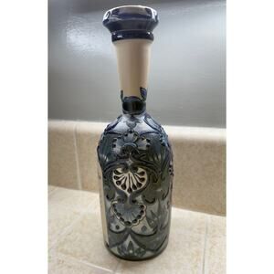 Dos Artes Blanco Tequila Handpainted Empty Ceramic Bottle signed Mendez Torres